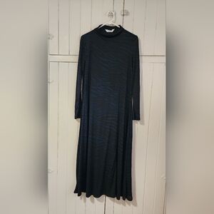 Lovely Fine Mock Neck Zebra Print Knit Midi Dress Size X - NWT